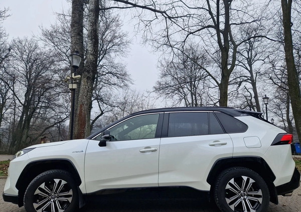 Toyota RAV4 cena 144900 przebieg: 79210, rok produkcji 2019 z Oborniki Śląskie małe 121
